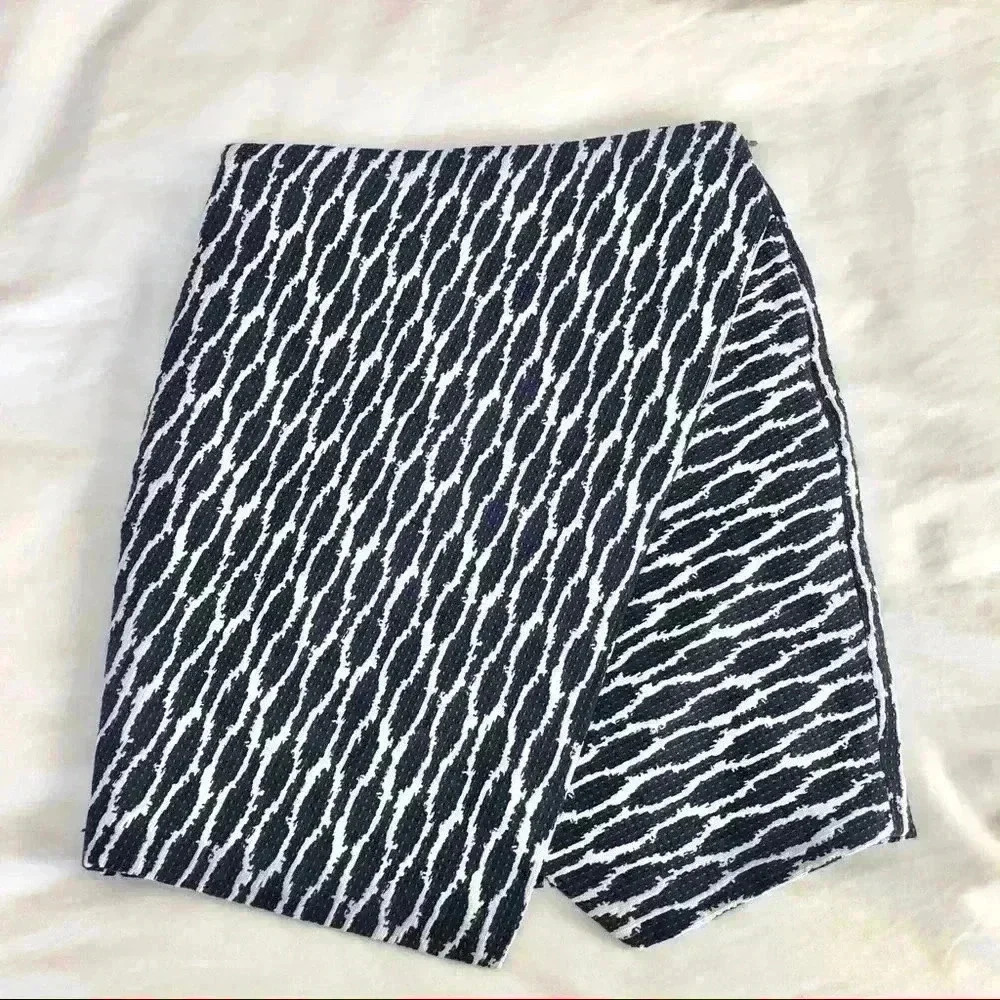 Loft Skirt